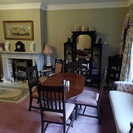 Pinewood Lodge Guest House Omagh Esterno foto